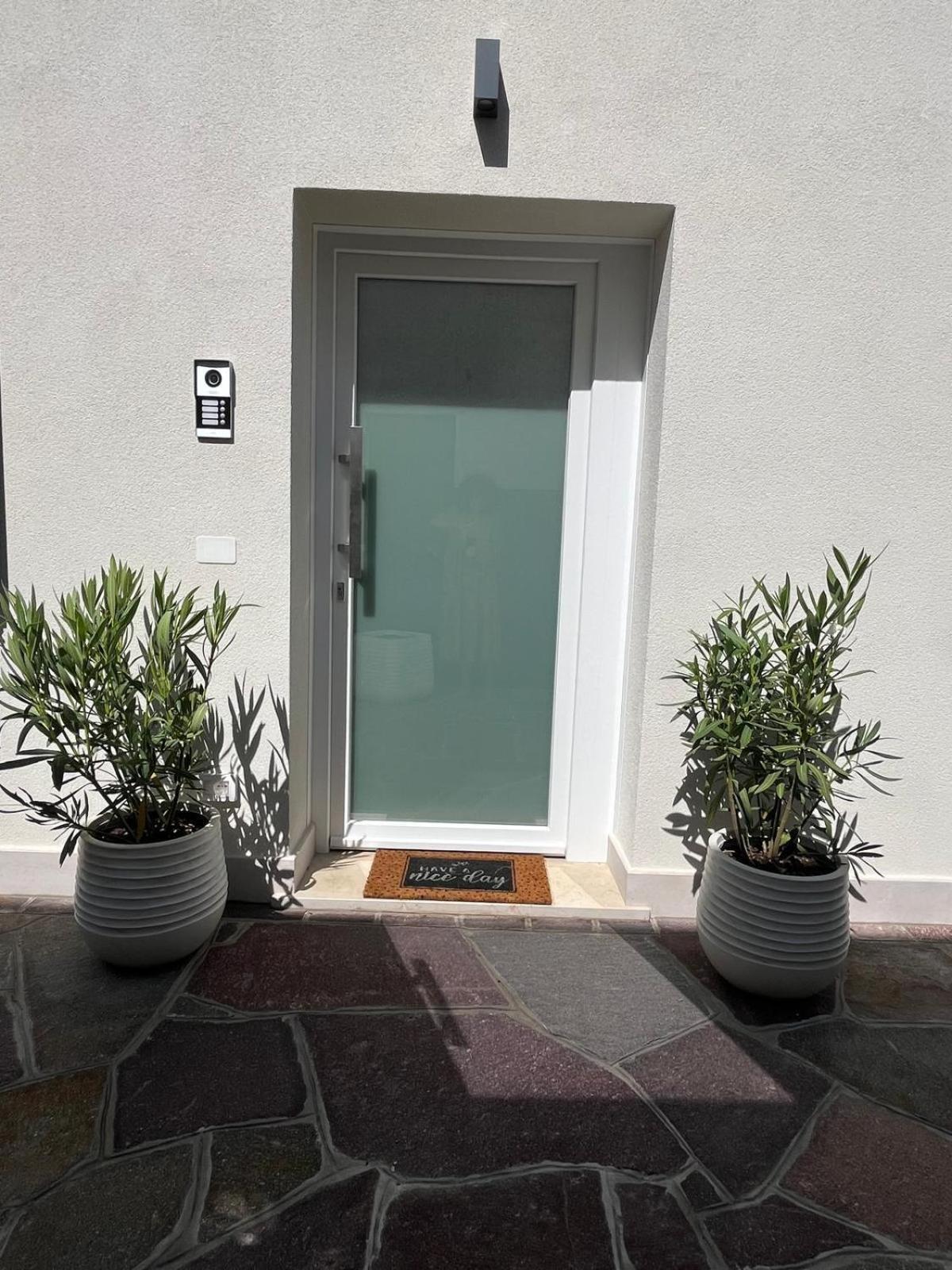 Houses Of Flowers Spinea Εξωτερικό φωτογραφία